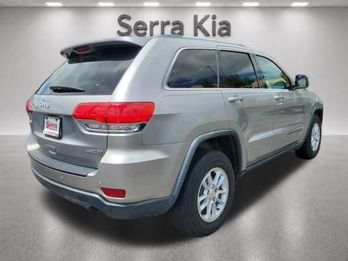 Used 2018 Jeep Grand Cherokee Laredo RWD image 5