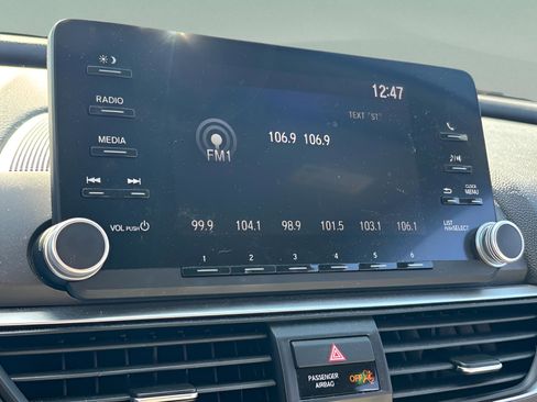 Used 2019 Honda Accord LX image 19