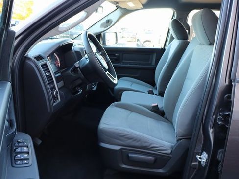 Used 2017 RAM 1500 Express image 22