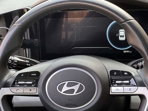 Used 2024 Hyundai Elantra Limited FWD image 23