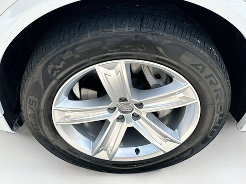 Used 2019 Audi Q8 Premium w/ Convenience Package image 34