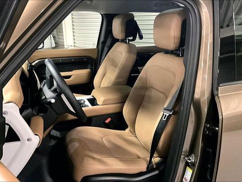 Certified 2025 Land Rover Defender 130 S image 15