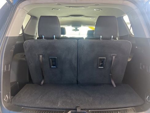 Used 2019 GMC Acadia SLE w/ LPO, Floor Liner Package image 14