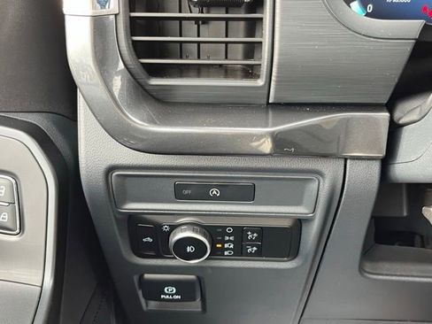 Used 2025 Ford F150 STX w/ Equipment Group 200A image 31