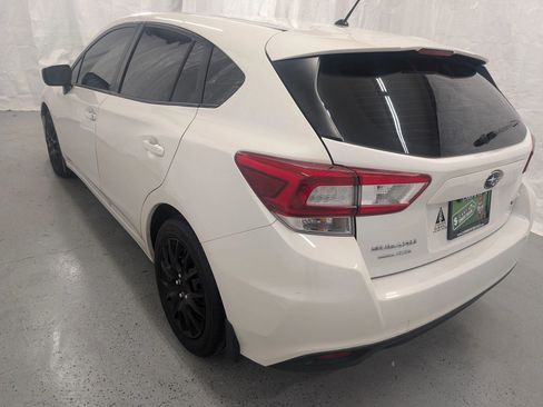 Used 2017 Subaru Impreza 2.0i image 4