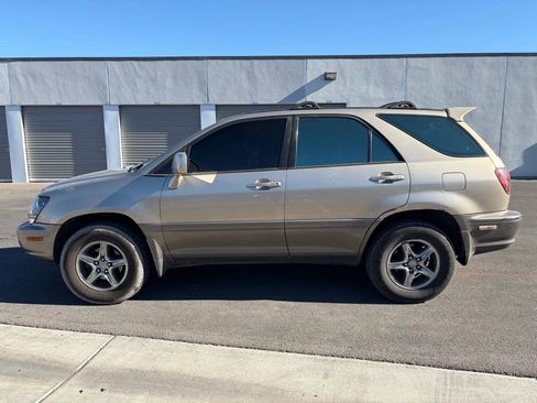 Used 2000 Lexus RX 300 image 3