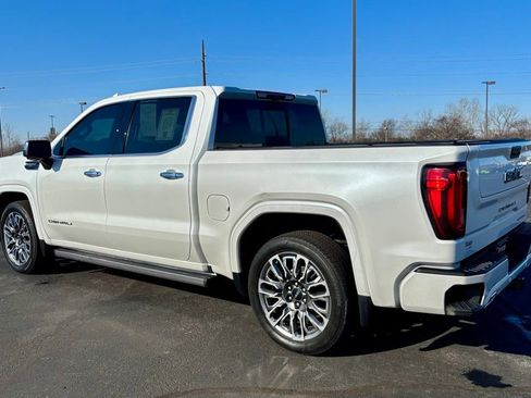 Used 2024 GMC Sierra 1500 Denali Ultimate image 8