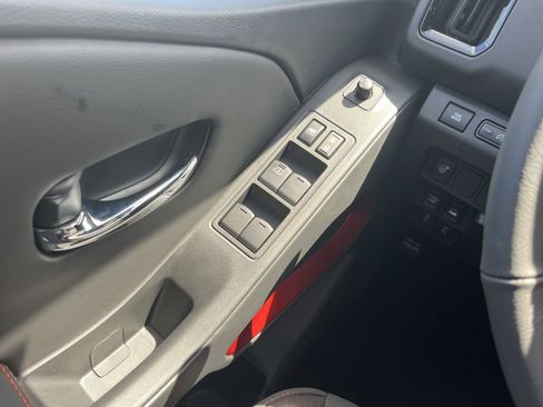 New 2025 Nissan Frontier PRO-4X image 18