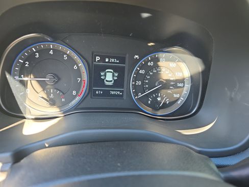 Used 2019 Hyundai Kona Limited image 20