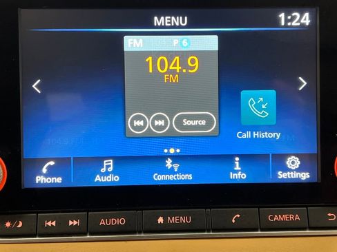 Used 2022 Nissan Sentra SV w/ SV Premium Package image 42