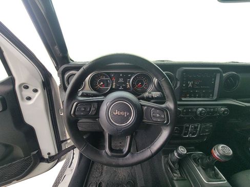Used 2021 Jeep Wrangler Unlimited Sport AWD/4WD image 14