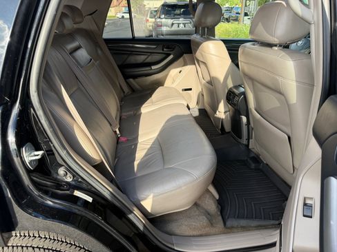 Used 2004 Toyota 4Runner Limited AWD/4WD image 10