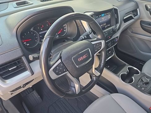 Used 2019 GMC Terrain SLT w/ Preferred Package FWD image 17