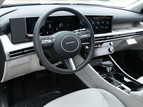 Used 2026 Hyundai Tucson SEL image 8