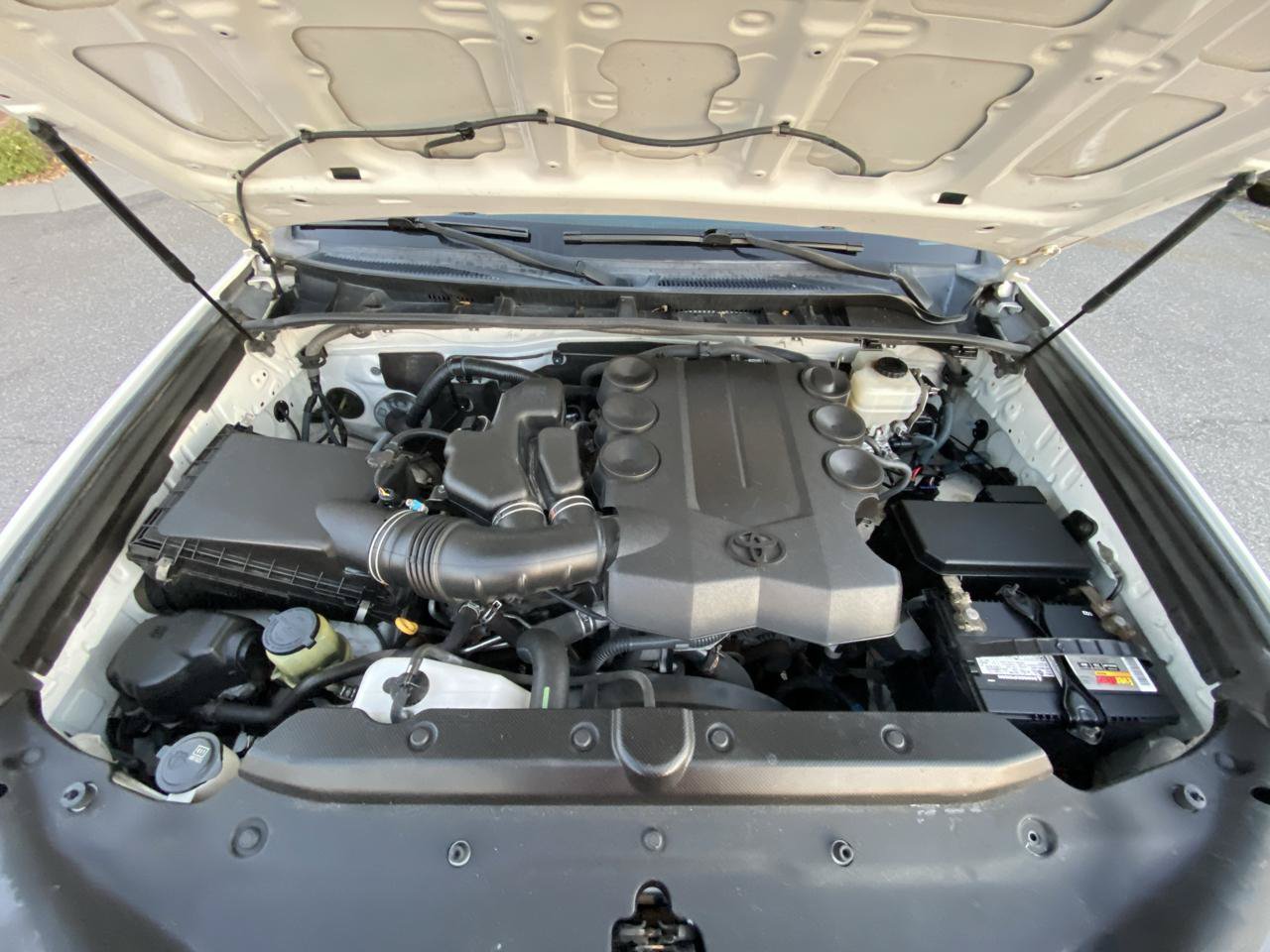 Used 2014 Toyota 4Runner SR5 Premium AWD/4WD image 19