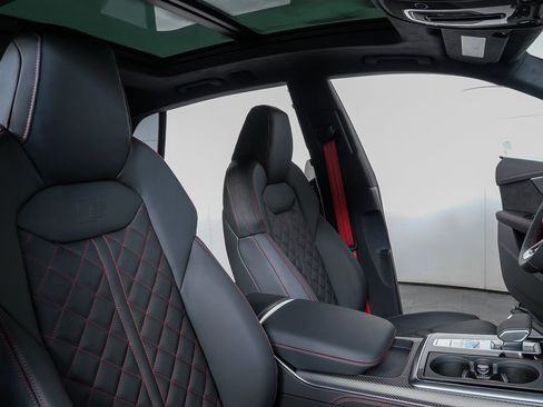 New 2026 Audi SQ8 Prestige image 22