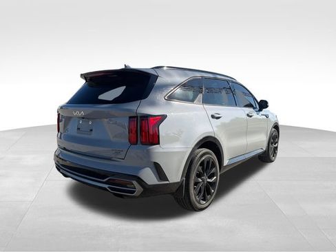 Used 2023 Kia Sorento SX FWD image 5