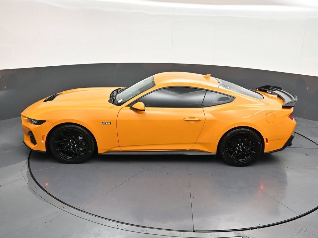 Used 2026 Ford Mustang GT Premium RWD image 14