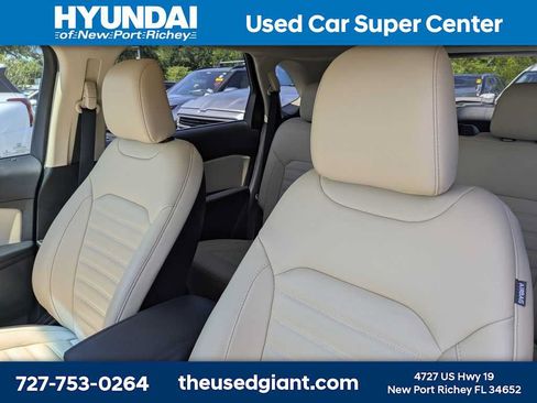 Used 2020 Ford Edge SEL FWD image 3