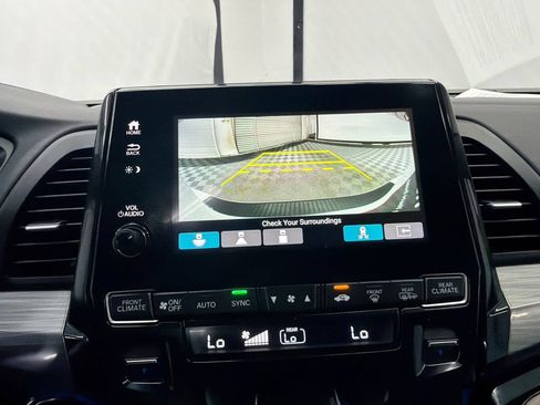Used 2024 Honda Odyssey Elite image 32