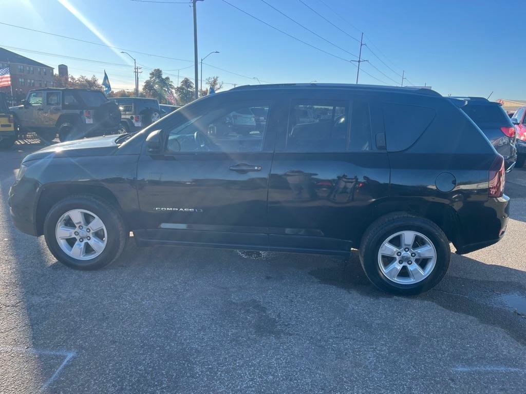 Used 2016 Jeep Compass Sport w/ Power Value Group FWD image 8