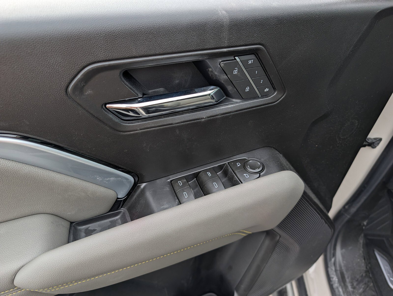 New 2026 Chevrolet Colorado ZR2 w/ Technology Package AWD/4WD image 33