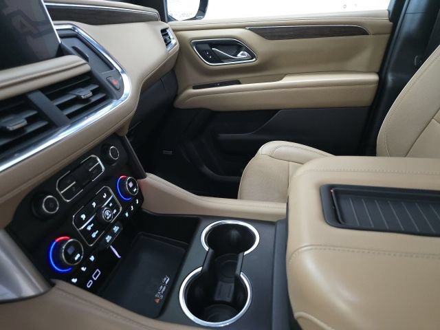 Used 2024 Chevrolet Tahoe Premier AWD/4WD image 22