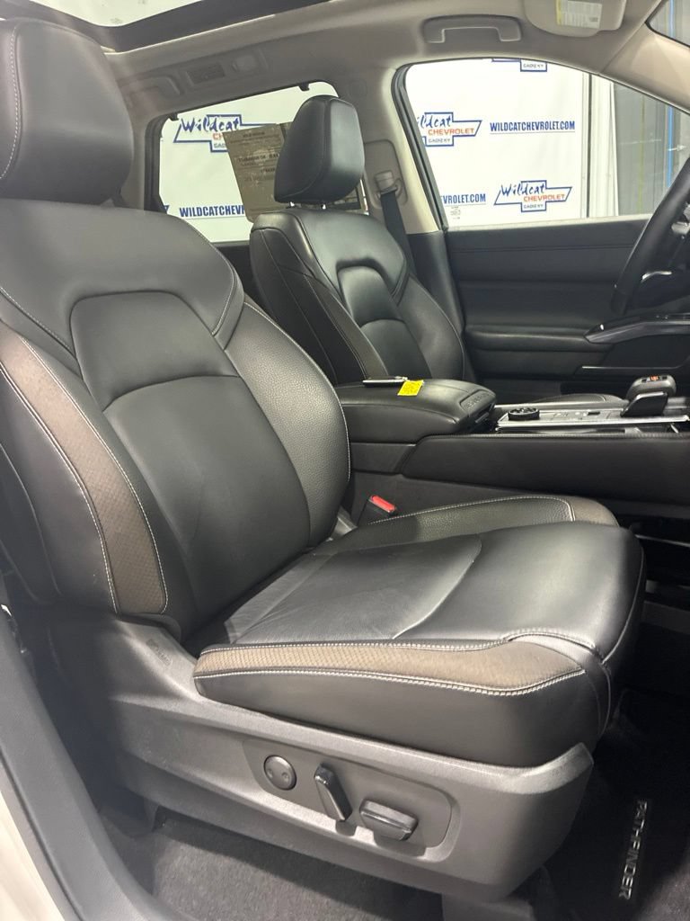 Used 2024 Nissan Pathfinder SL w/ SL Premium Package AWD/4WD image 41