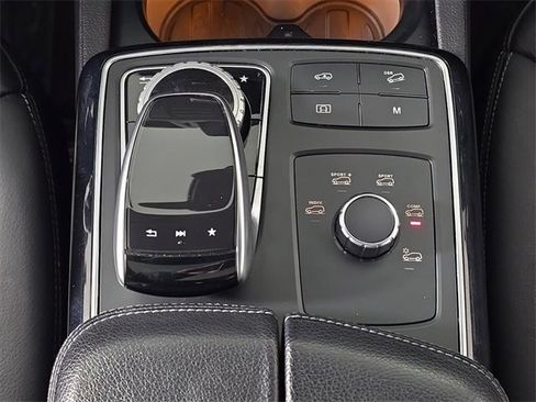 Used 2017 Mercedes-Benz GLE 43 AMG 4MATIC image 24