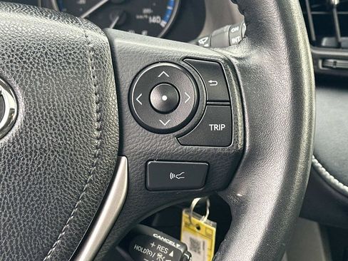 Used 2018 Toyota RAV4 XLE image 16