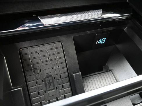 Used 2025 Ford F450 King Ranch w/ FX4 Off-Road Package image 31