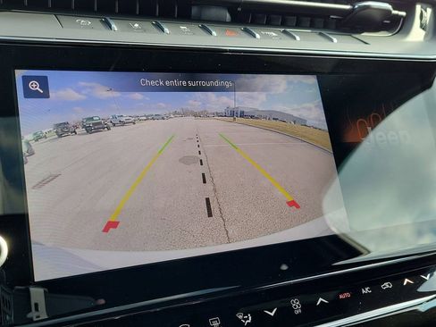 New 2026 Jeep Grand Cherokee Altitude AWD/4WD image 31