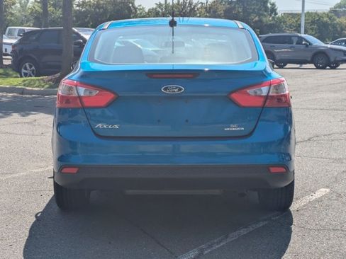 Used 2014 Ford Focus SE FWD image 6