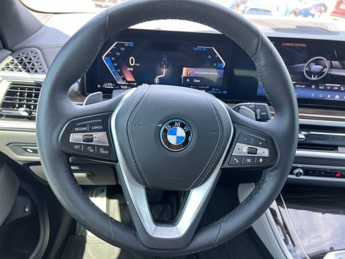 Used 2024 BMW X5 xDrive50e w/ Premium Package AWD/4WD image 18