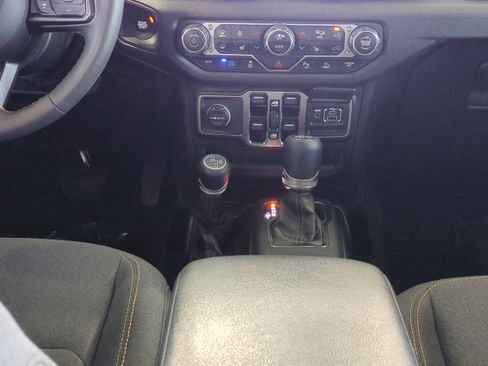 Used 2024 Jeep Wrangler Sport S w/ Convenience Group image 21