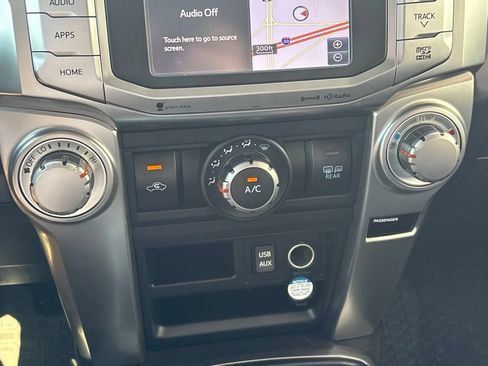 Used 2017 Toyota 4Runner SR5 Premium RWD image 13