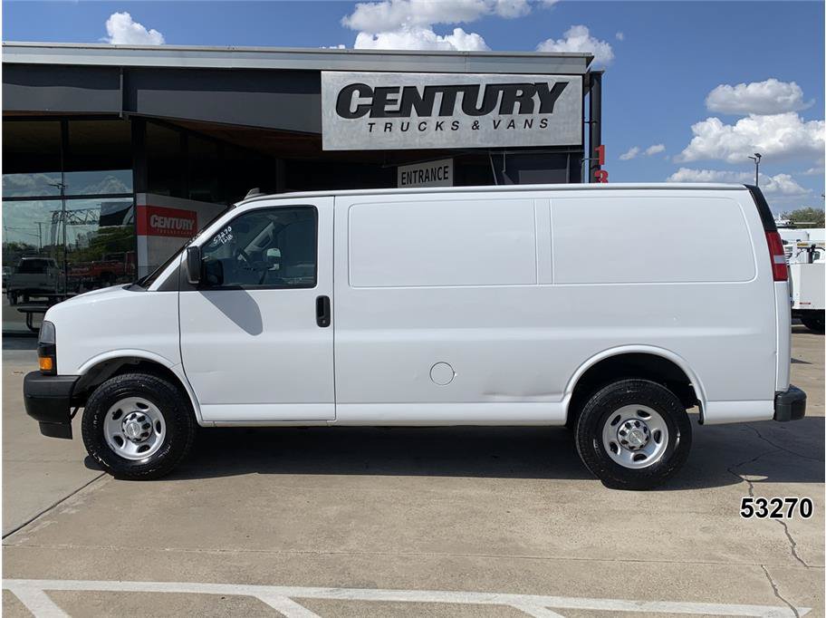 Used 2020 Chevrolet Express 2500 RWD image 4