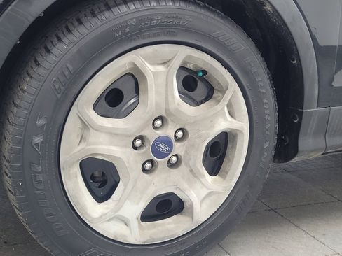 Used 2018 Ford Escape S FWD image 31