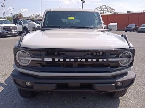 New 2026 Ford Bronco Outer Banks AWD/4WD image 8