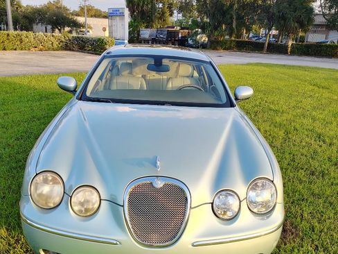 Used 2006 Jaguar S-TYPE 4.2 image 1