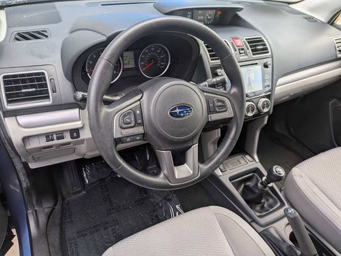Used 2017 Subaru Forester 2.5i Premium AWD/4WD image 12