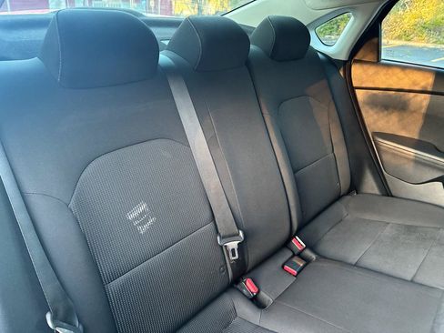 Used 2019 Kia Forte LXS FWD image 21