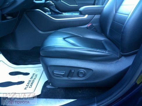 Certified 2021 Toyota Highlander XLE image 25