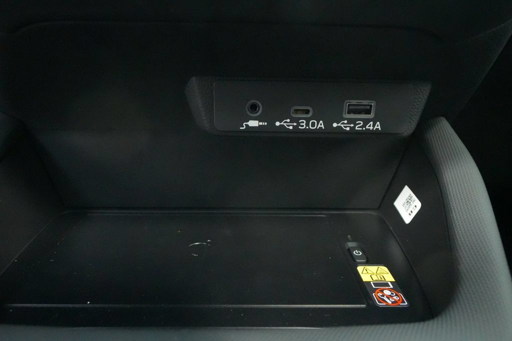 Used 2026 Subaru Forester Premium AWD/4WD image 35