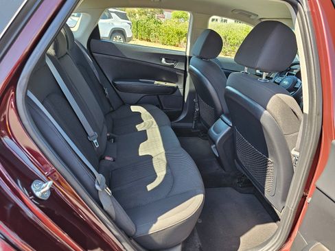 Used 2020 Kia Optima LX FWD image 28