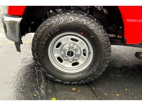 New 2026 Ford F250 XL w/ XL Off-Road Package image 22