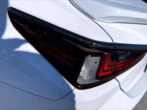 Used 2023 Lexus ES 350 F Sport w/ Accessory Package (Z1) image 29