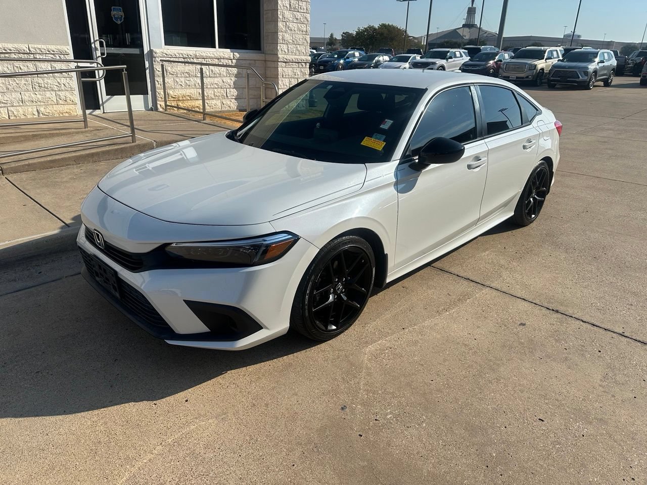 Used 2023 Honda Civic Sport image 1