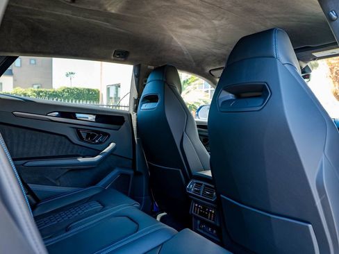 New 2025 Lamborghini Urus SE image 18