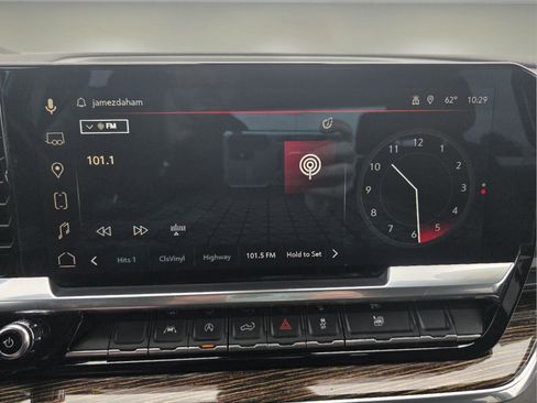 Used 2022 GMC Sierra 1500 Elevation w/ LPO, Elevation Black Package image 16